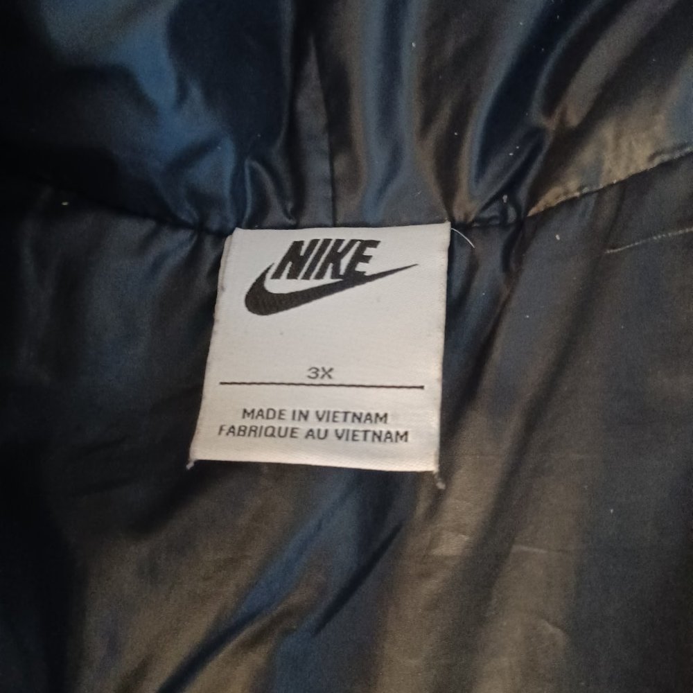 Jacket - Picture 2 of 4